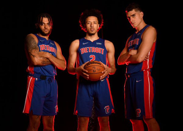 两位球员各 两位球员各