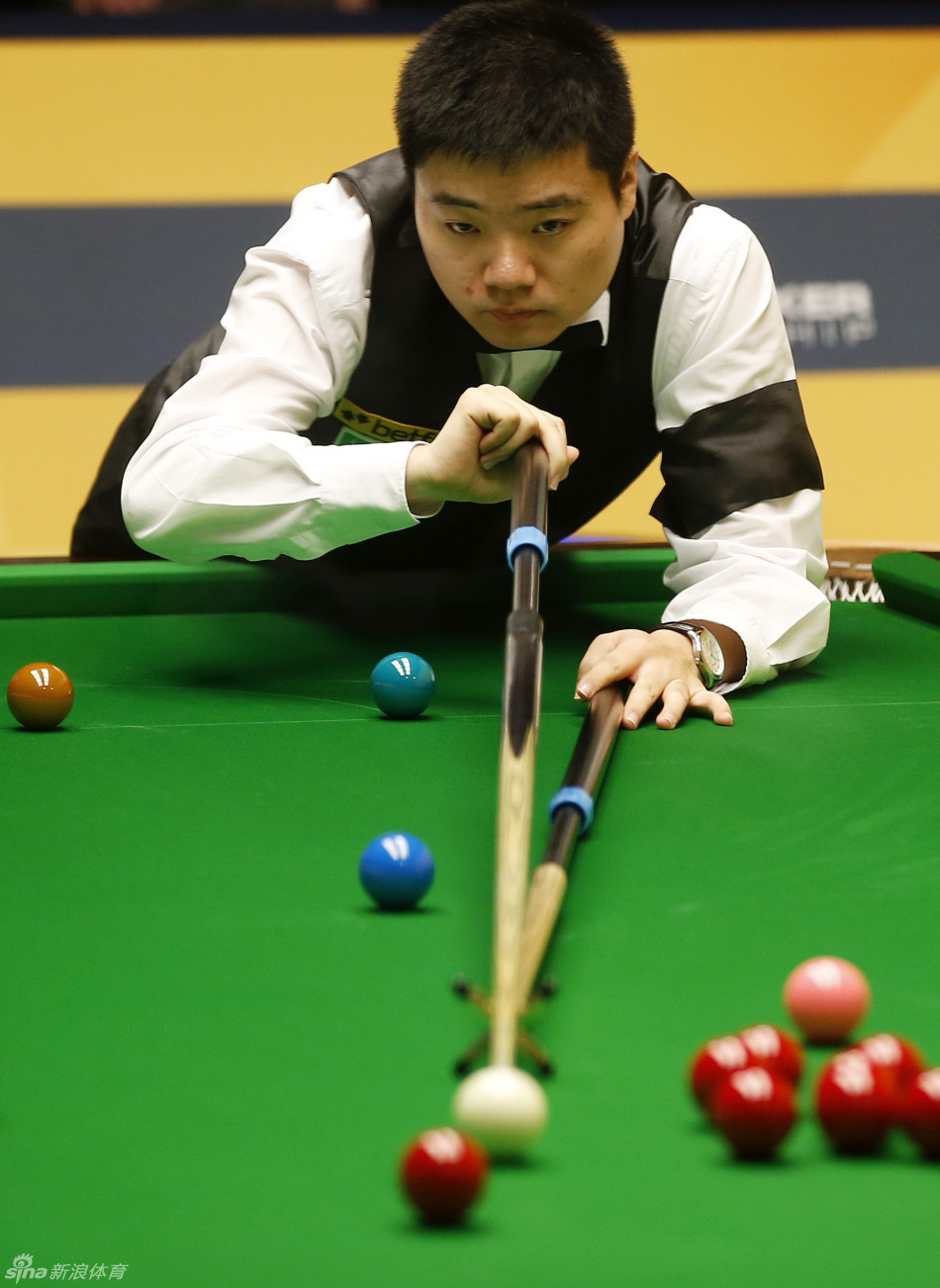 巴萨前助教：我曾劝小罗要保持状态，最后他下午来找我单练（前巴萨助教：曾劝小罗保持状态，后来他下午找我单独加练）